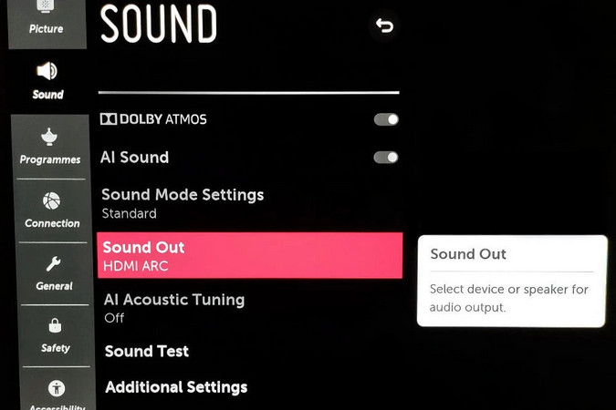 Choose Correct Output Speaker for spotify